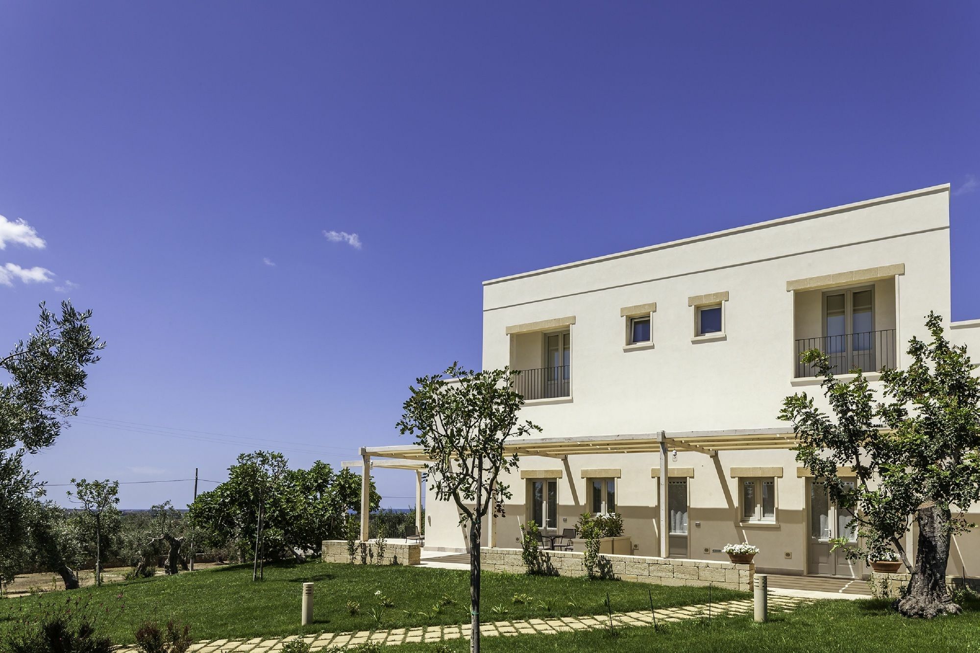 Tenuta Monticelli Bio Relais Alezio Exterior photo